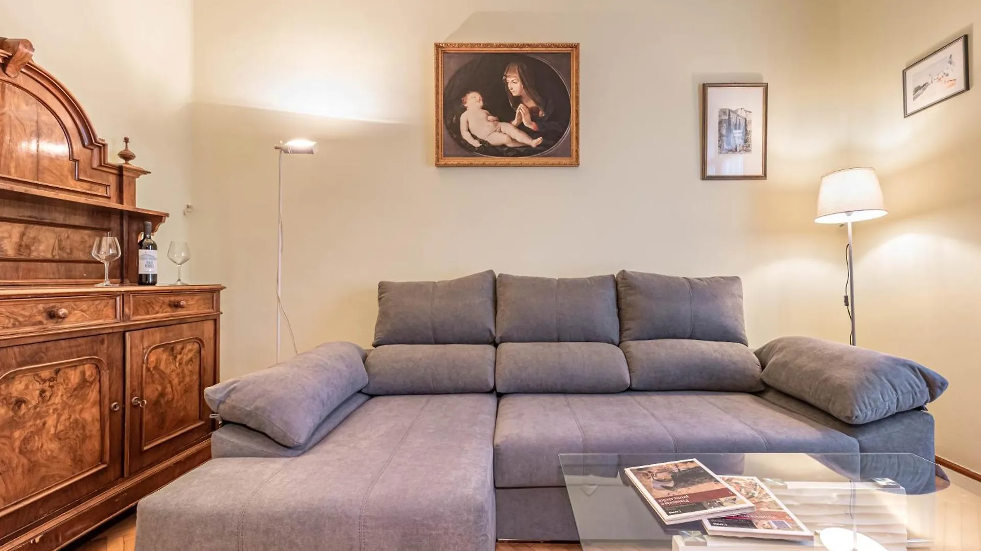 Piazza Isolo Central Apartment فيرونا